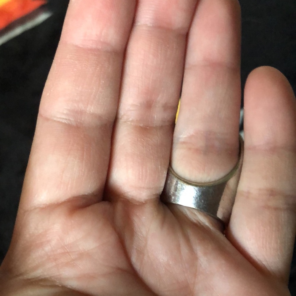 Large Silver And Green Ring - image 3